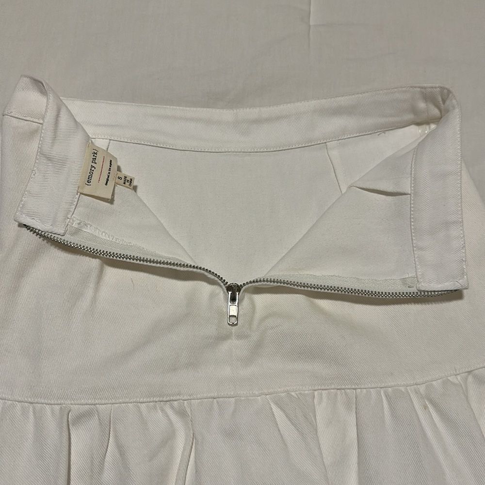 Emory Park White Ruffle Skirt Size S - Picture 13 of 13